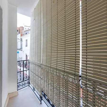 Global Apartment *